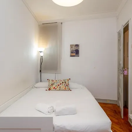 Beguest Alegria ליסבון